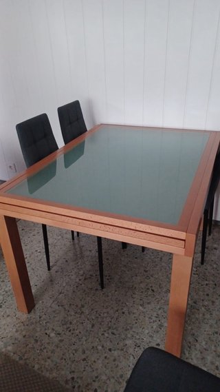 Mesa Comedor Cristal y Madera