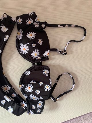 Bikini Daisy Negro