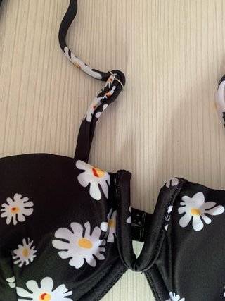 Bikini Daisy Negro