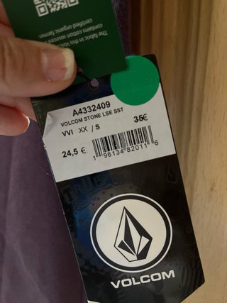 Camiseta Volcom Morada Talla S . SIN ESTRENAR