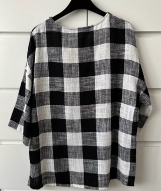 Blusa Zara cuadros blanco y negro