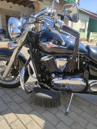 Kawasaki VN 900 Cruiser Negra