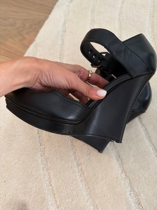 Sandalias Alexander McQueen Negras