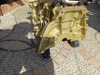 Mesa de centro con motor y cristal