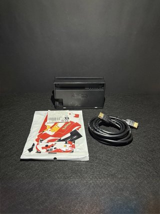 Nintendo Switch + Accesorios y Juego Sonic