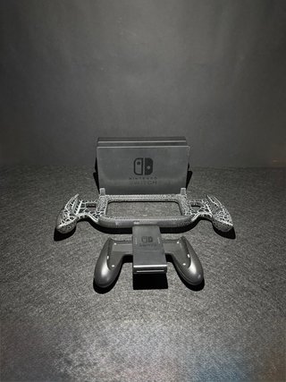 Nintendo Switch + Accesorios y Juego Sonic