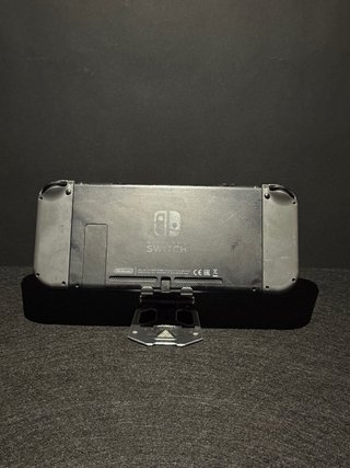 Nintendo Switch + Accesorios y Juego Sonic