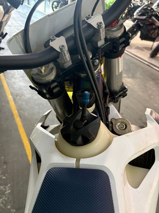 Husqvarna TE300 2023