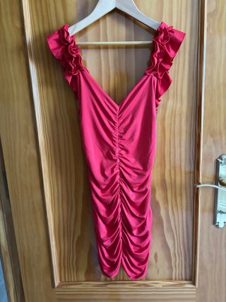Vestido rojo con volantes