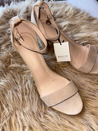 Sandalias Tacón Beige Talla 41