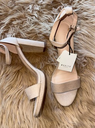 Sandalias Tacón Beige Talla 41