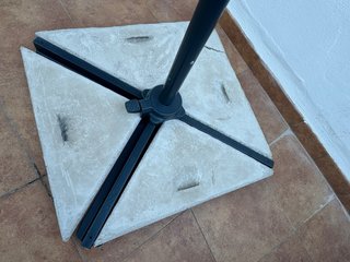Sombrilla con Palanca 345x245