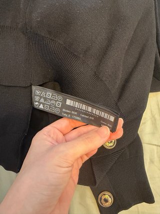 Jersey Massimo Dutti negro botones dorados