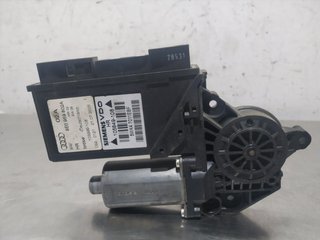 MOTOR ELEVALUNAS DELANTERO DERECHO AUDI A4 AVANT