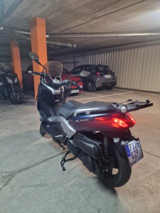 Yamaha XMAX 250cc Scooter Automática