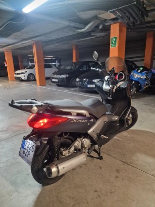 Yamaha XMAX 250cc Scooter Automática