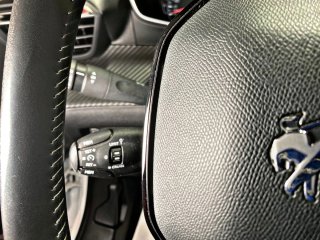 Peugeot 208 1.5blue HDI S&S 100