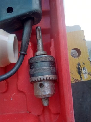 Martillo Eléctrico Hippo con Accesorios