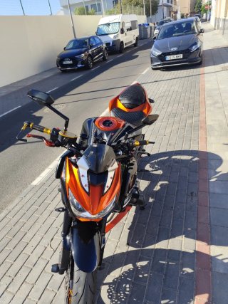 Kawasaki Z800 full