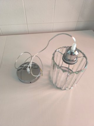 Lámpara colgante de cristal y metal