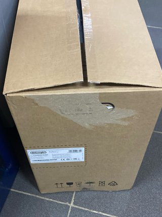 Cafetera Superautomática DeLonghi Rivelia