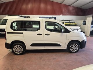 Citroen Berlingo 2022 hdi 102cv doble puerta