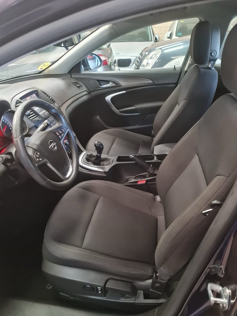 Opel Insignia 2013, foto 10