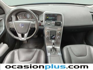 Volvo XC60 D4 Momentum Auto 140 kW (190 CV)