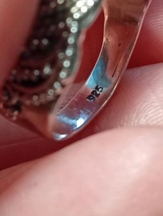 Anillo Plata Ley con Piedra granate