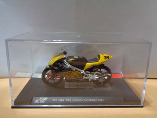 HONDA 125 – ANDREA DOVIZIOSO 2004  ( 1/24 )