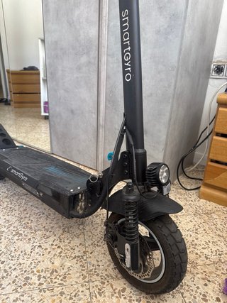 Patinete SMARTGYRO Negro