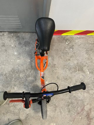 Bici sin pedales naranja
