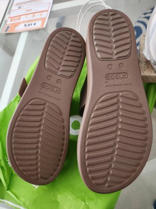 Sandalias Crocs Beige Mujer Talla 37