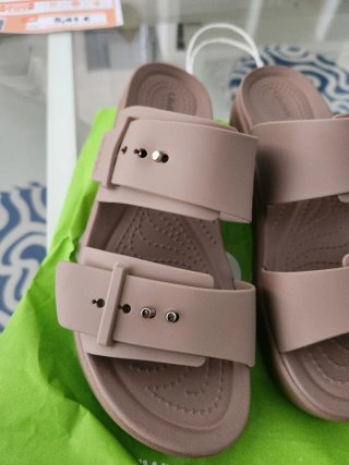 Sandalias Crocs Beige Mujer Talla 37