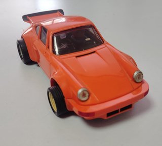 Scalextric Porsche Carrera RS Naranja