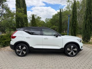 Volvo XC40 1.5 T4 Twin Recharge R-Design Auto