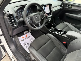 Volvo XC40 1.5 T4 Twin Recharge R-Design Auto