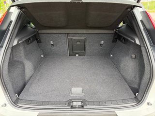 Volvo XC40 1.5 T4 Twin Recharge R-Design Auto