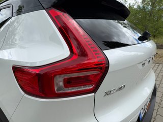 Volvo XC40 1.5 T4 Twin Recharge R-Design Auto