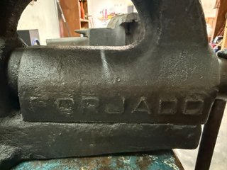 Tornillo de banco profesional Irimo FORJADO