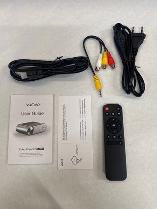 Proyector Vamvo Negro y Plateado