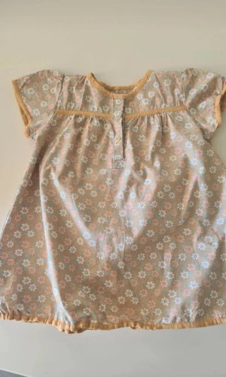 Vestido menina Noa Noa floral para tam.9-12 Meses