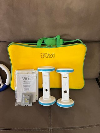 Wii Balance Board + JUEGO Wii Fit + Funda