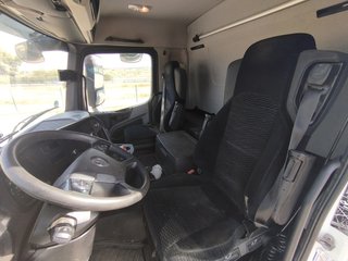 Mercedes ANTOS 26 400--CAMIONES CON GRUA