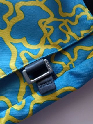 Bolso juvenil Tous azul y amarillo