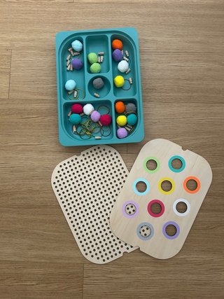 Tablas Montessori y caja TROFAST