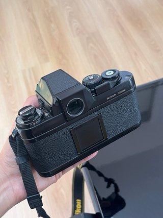 Nikon F3 + Nikkor 35mm