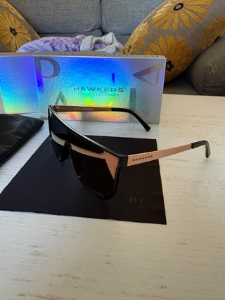 HAWKERS x Paula Echevarría gafas de sol