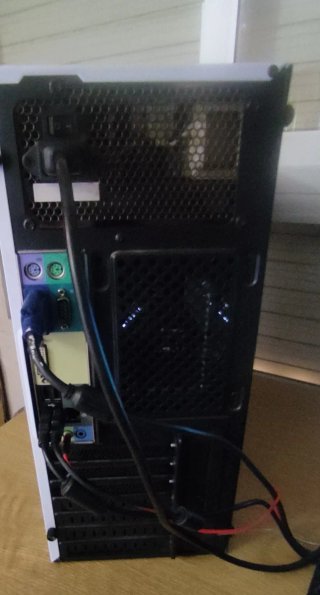 Torre Tempest i3 8GB RAM 240GB SSD, 550w fuente