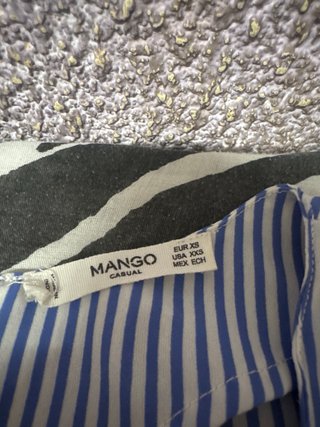 Vestido de rayas azul y blanco